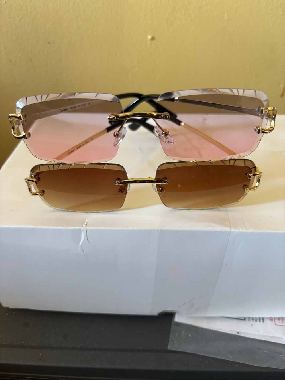 2Pc Carti Gold Rim Rimless Sunglasses - Pink and Brown Lenses